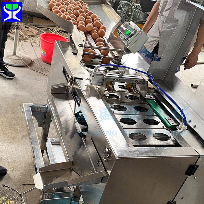 推薦雙排連續(xù)全自動敲蛋機(jī) 仿人工蛋清蛋黃分離機(jī) 小型烘焙打蛋機(jī)